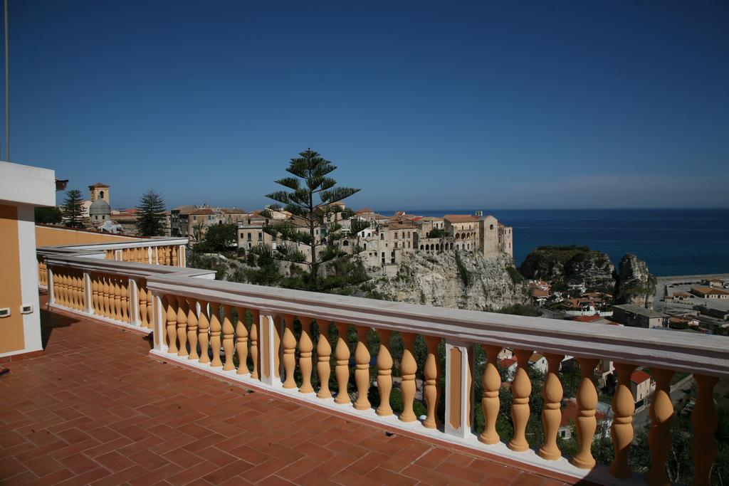 Mansarda Villa Alf Di Vito 트로페아 객실 사진